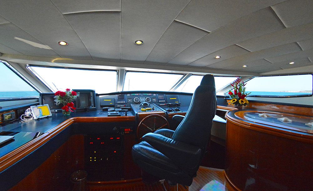 Azimut 100 SESTANTE Servicios Navieros, Embarcaciones La Paz, BCS