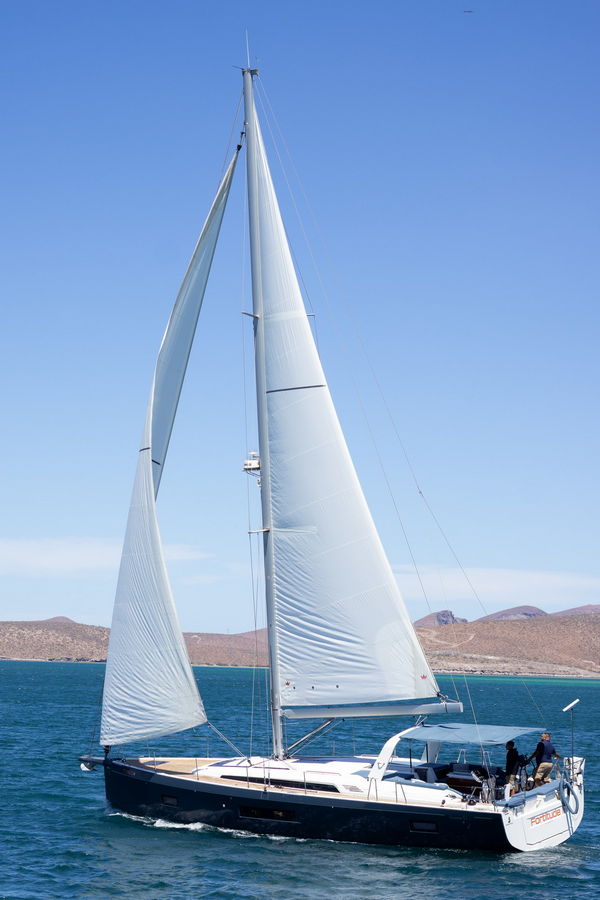 Beneteau 52 SESTANTE Servicios Navieros, Embarcaciones La Paz, BCS