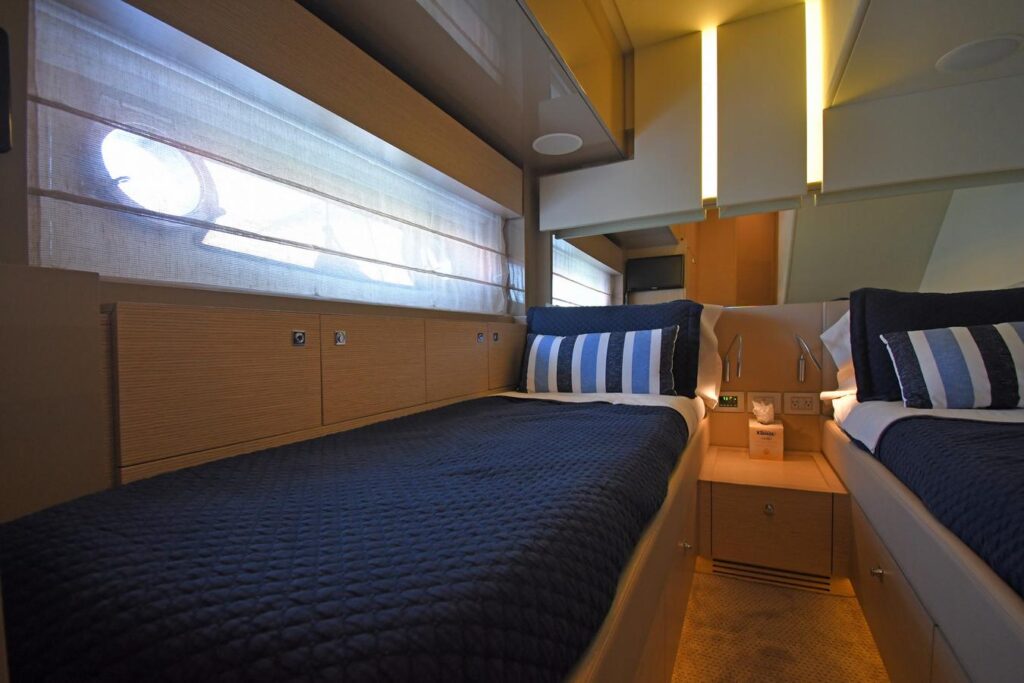 Embarcaciones, Ferreti 73, SESTANTE, Servicios Navieros, La Paz