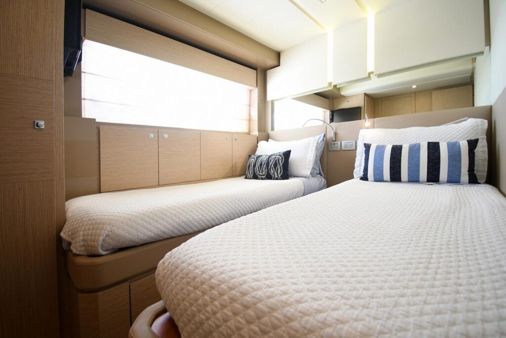 Embarcaciones, Ferreti 73, SESTANTE, Servicios Navieros, La Paz