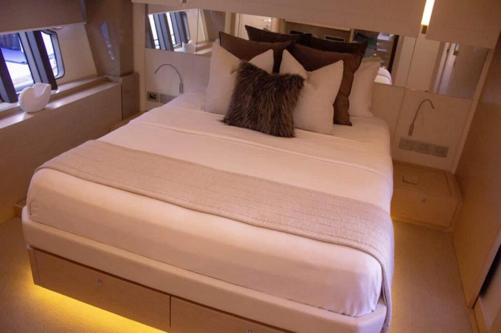 Embarcaciones, Ferreti 75, SESTANTE, Servicios Navieros, La Paz