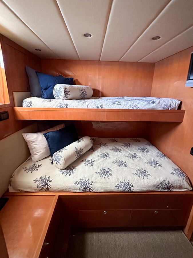 Embarcaciones, M-Y Uniesse, SESTANTE, Servicios Navieros, La Paz