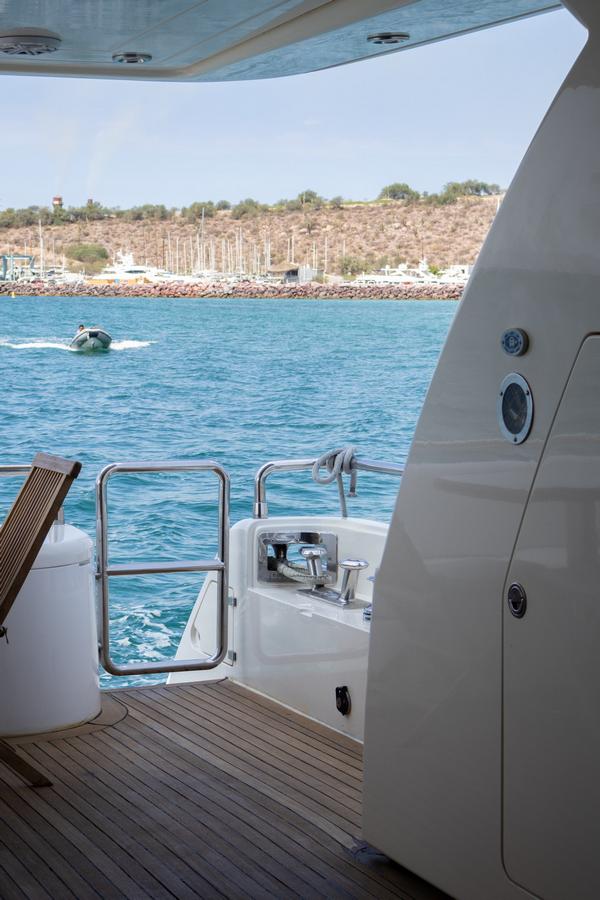 Embarcaciones, M-Y Uniesse, SESTANTE, Servicios Navieros, La Paz