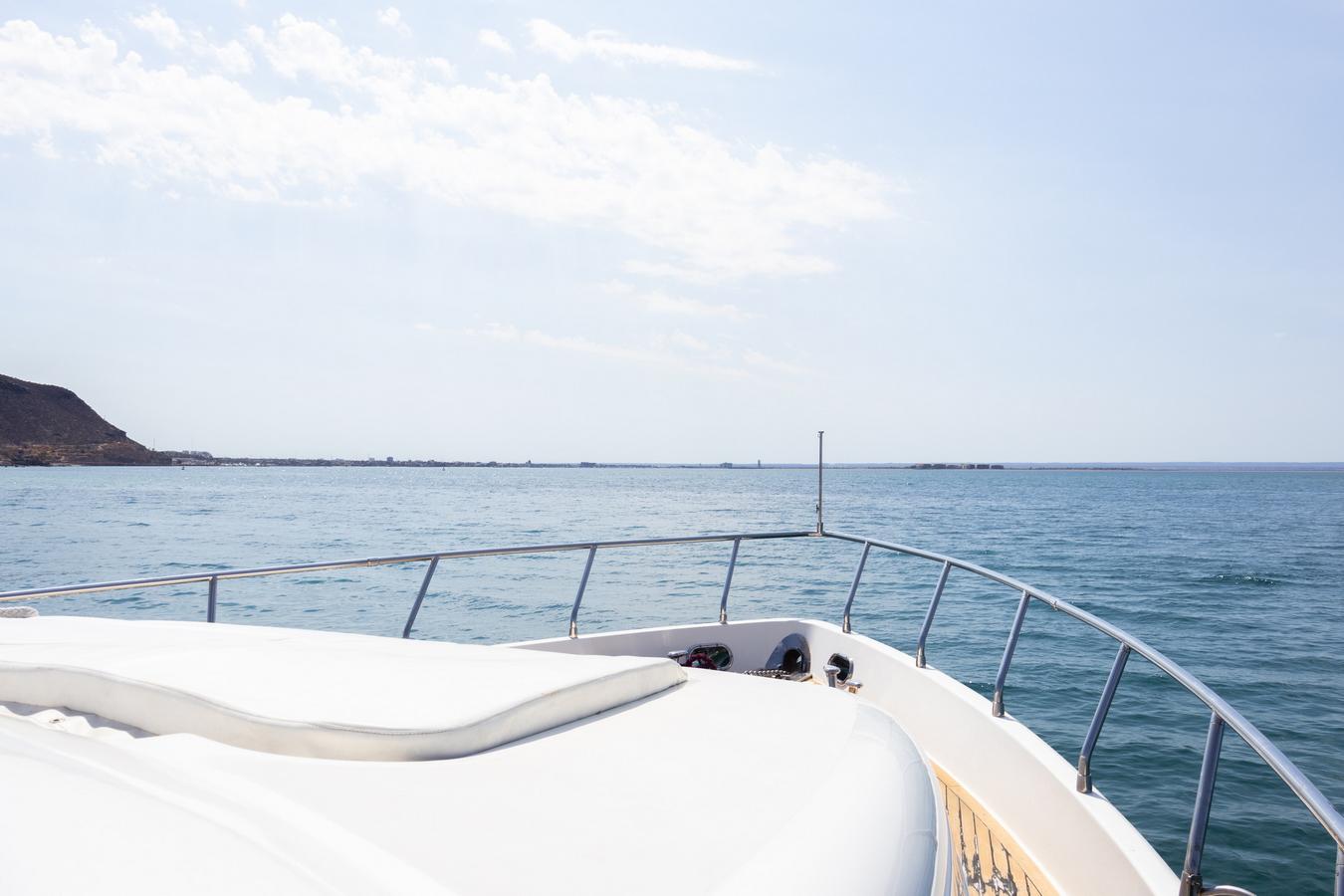 Embarcaciones, M-Y Uniesse, SESTANTE, Servicios Navieros, La Paz