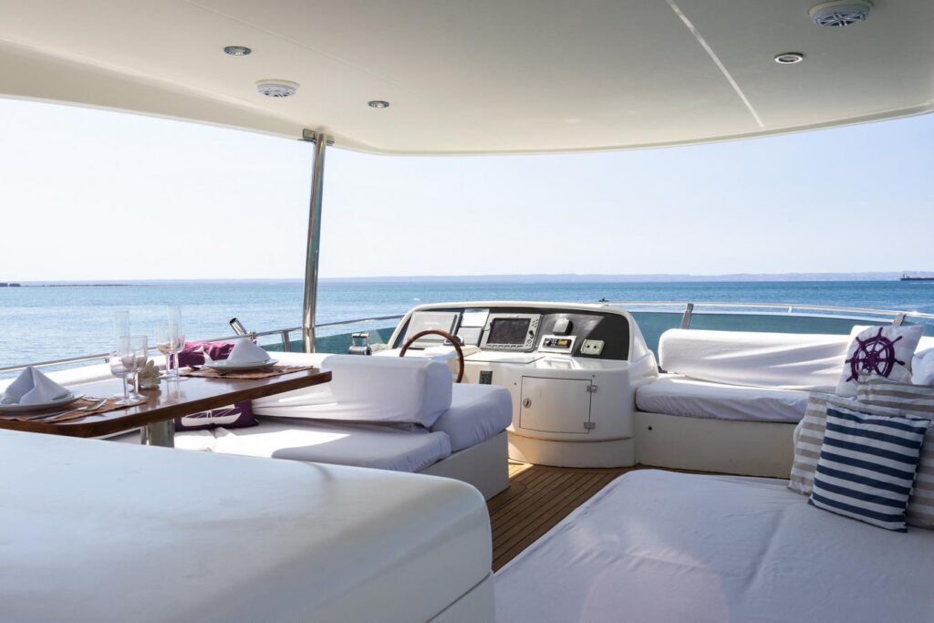 Embarcaciones, M-Y Uniesse, SESTANTE, Servicios Navieros, La Paz