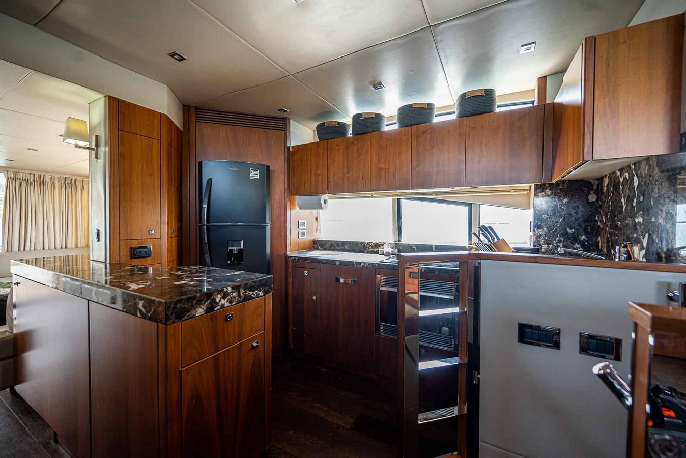 Embarcaciones, Sunseeker 80, SESTANTE, Servicios Navieros, La Paz