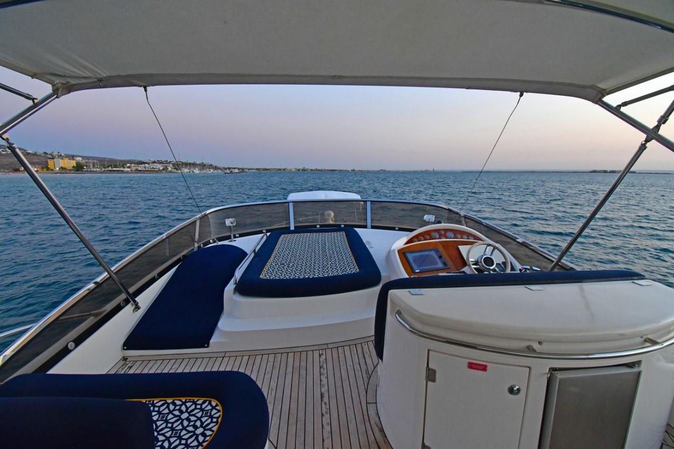 Embarcaciones, Sunseeker Manhattan 66, SESTANTE, Servicios Navieros, La Paz