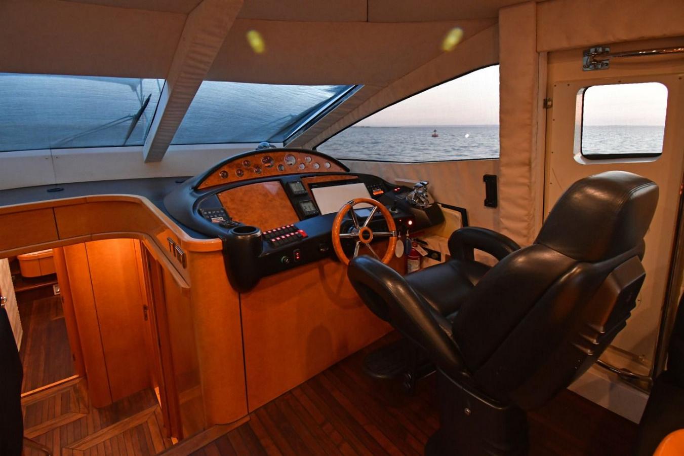 Embarcaciones, Sunseeker Manhattan 66, SESTANTE, Servicios Navieros, La Paz